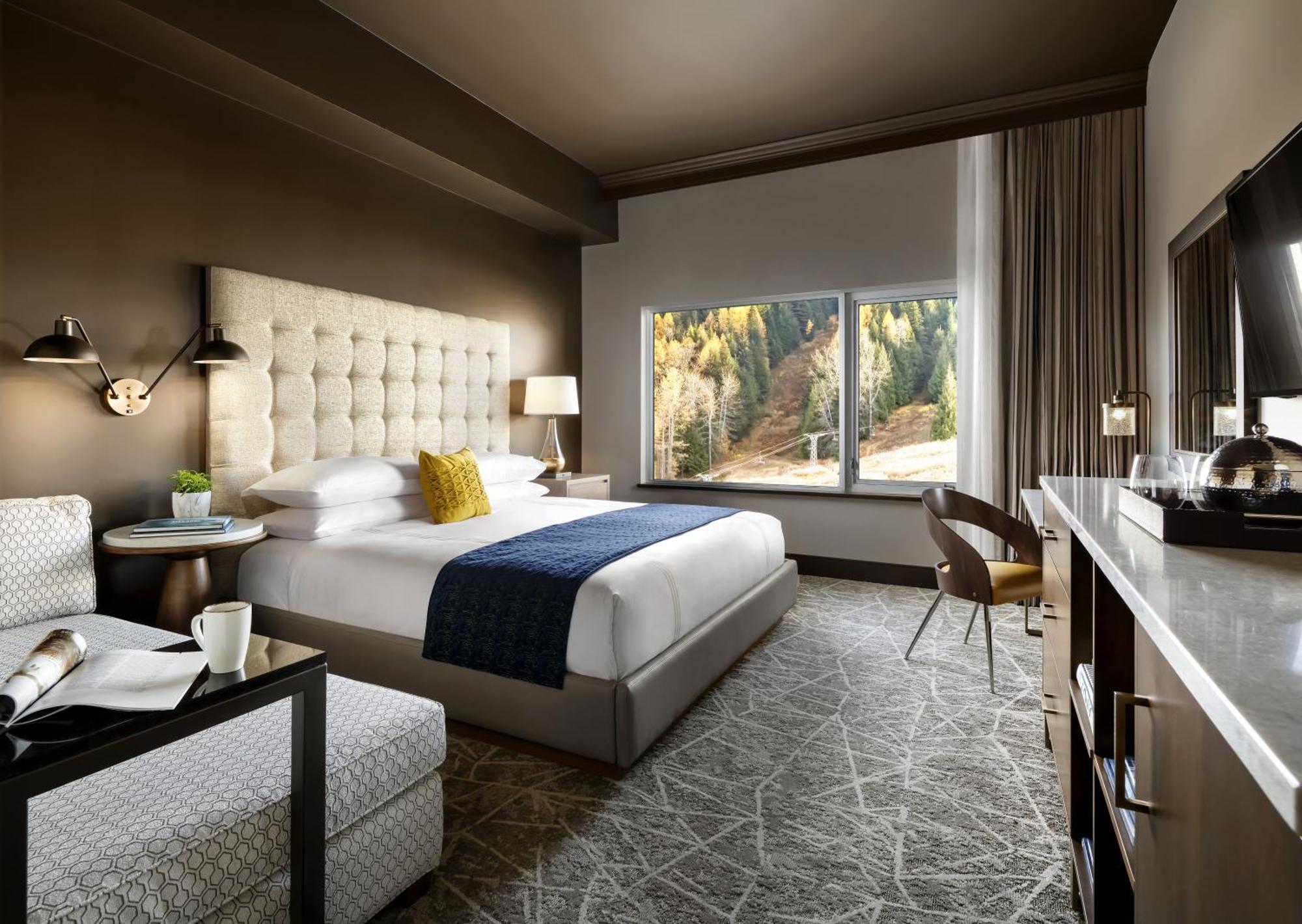 The Josie Hotel, Autograph Collection Rossland Ngoại thất bức ảnh